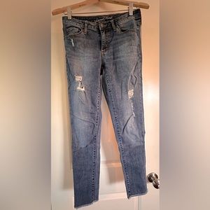 Universal Thread Midrise skinny Jean
